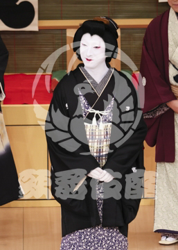 【2月】弥栄芝居賑猿若座芝居前