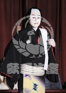 【2月】弥栄芝居賑猿若座芝居前