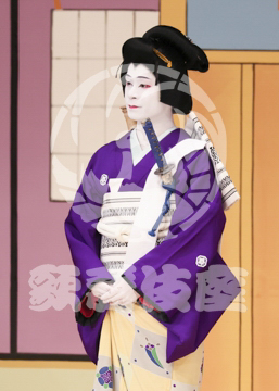 【2月】弥栄芝居賑猿若座芝居前