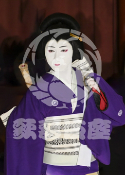 【2月】弥栄芝居賑猿若座芝居前