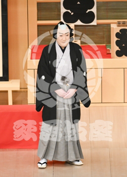 【2月】弥栄芝居賑猿若座芝居前