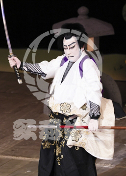 【3月】加賀見山再岩藤