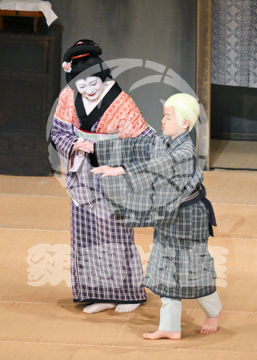 【3月】加賀見山再岩藤