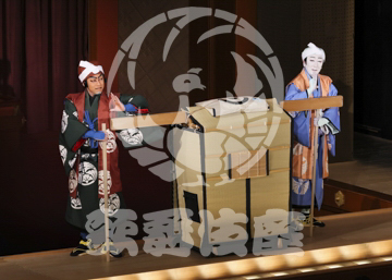 【6月】戻駕色相肩