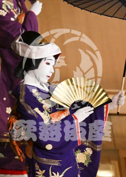 【10月】屋敷娘