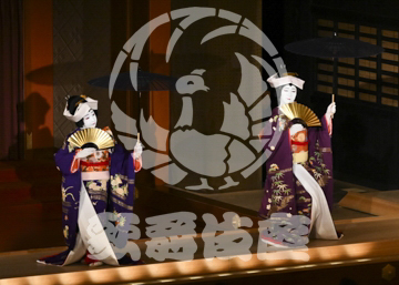【10月】屋敷娘